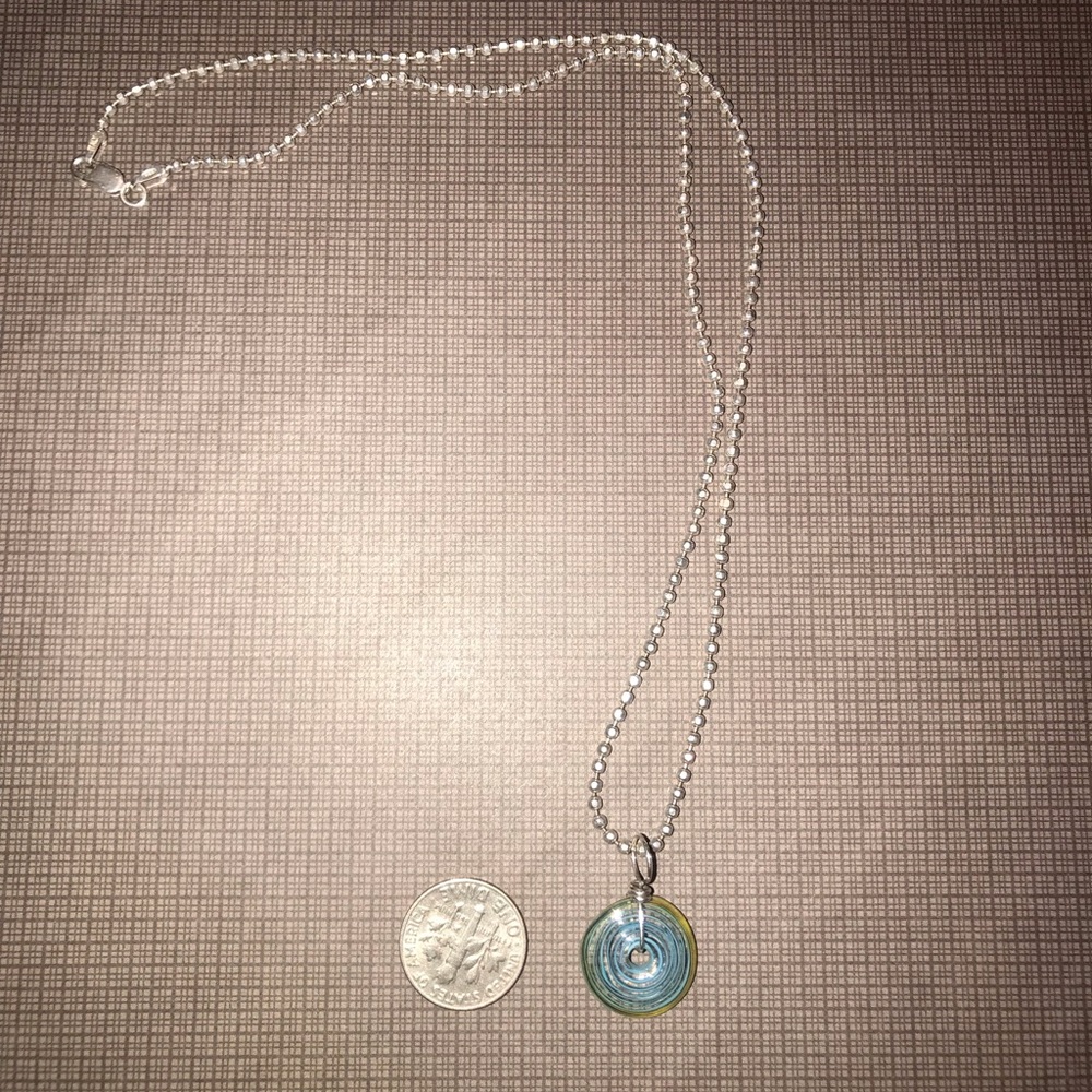💥EUC! Shimmery Sterling Silver Necklace